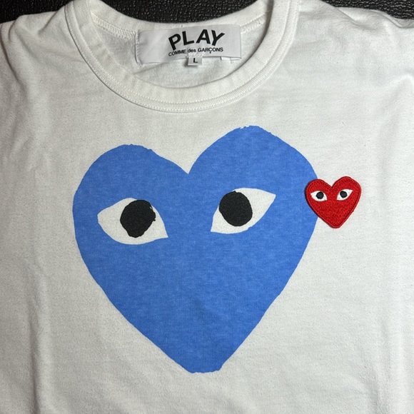 COMME DES GARÇONS PLAY Double Heart Cotton T-Shirt - White/Blue/Red - Medium - Picture 2 of 4